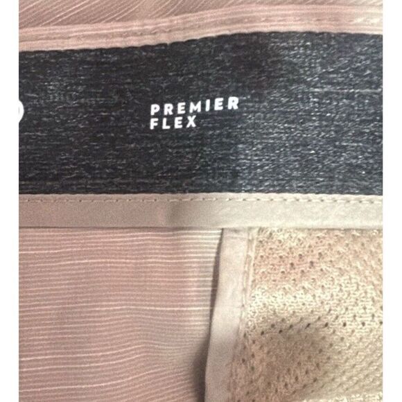 Men's Apt. 9 Premier Flex Performance Shorts, 8" Inseam, Size 42, Beige  NWT - Picture 8 of 13